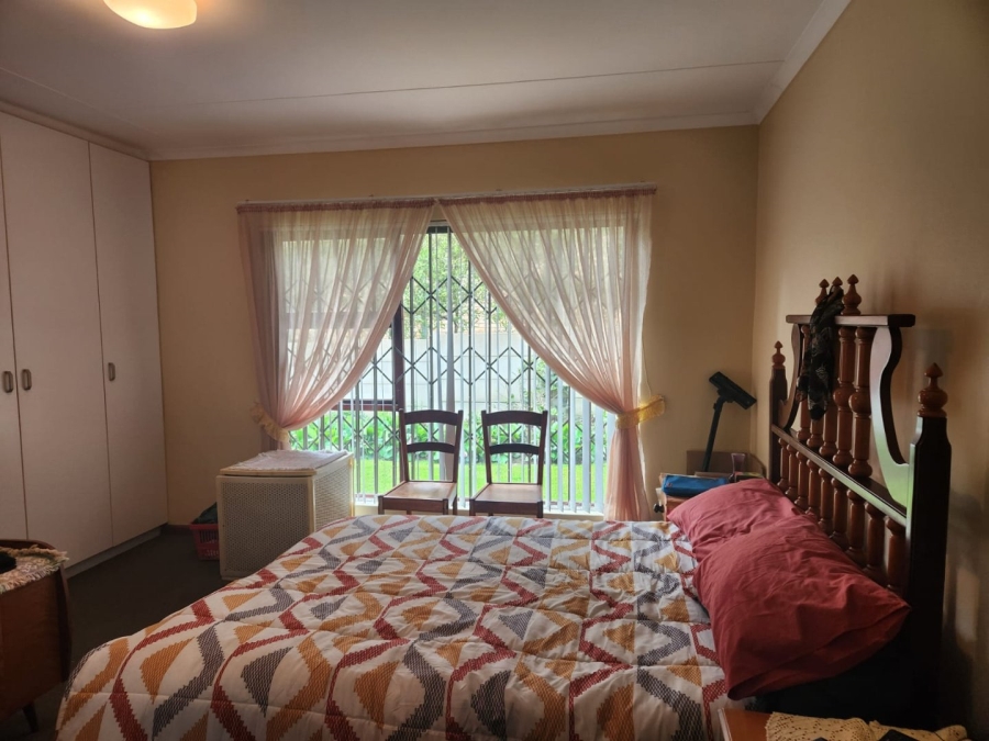 2 Bedroom Property for Sale in Denneoord Western Cape